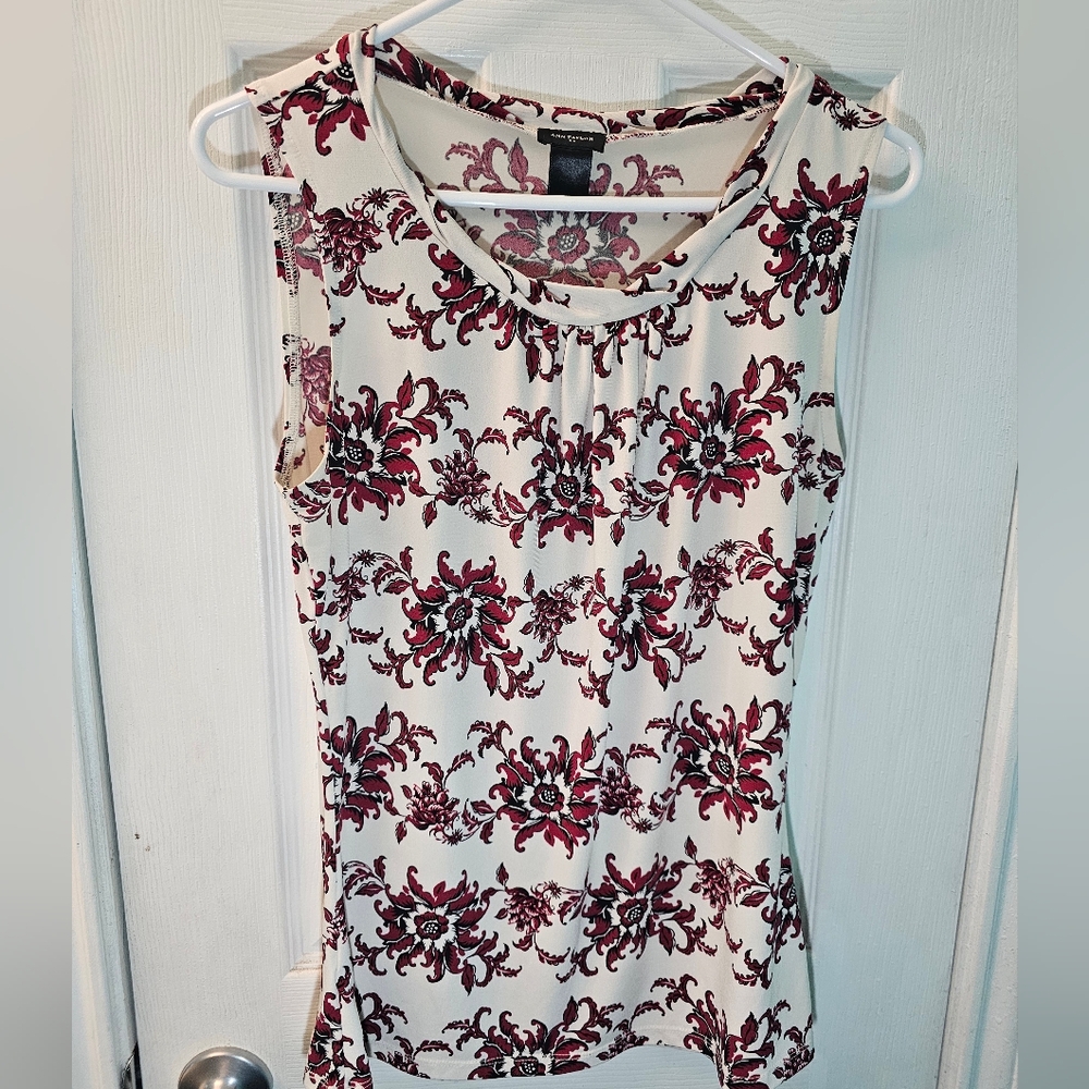 Ann Taylor Red Floral Scoop Neck Sleeveless Top Size Medium